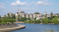 Le nouveau Plan Local d’Urbanisme intercommunal (PLUi) de l’agglomération d’Angers a été voté par Angers Loire Métropole en décembre 2015. Son élaboration s’est échelonnée sur deux mandatures. Document complexe, le […]